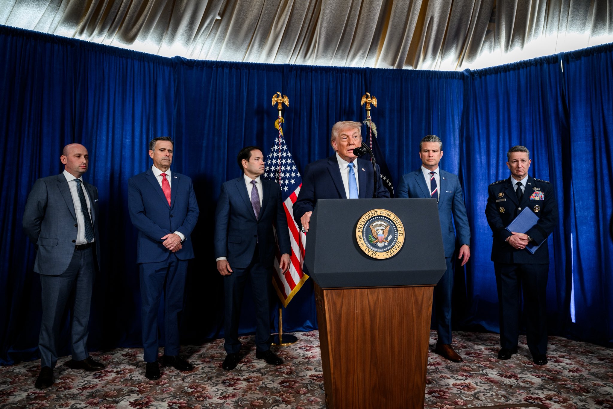 Trump & Co. mentioned oil 26 times … - small dead animals